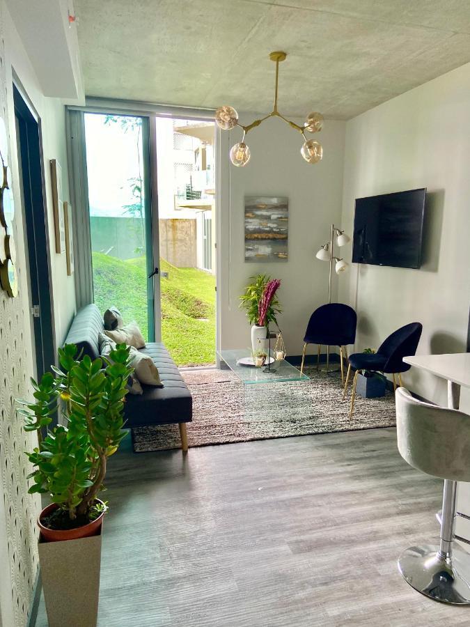 Comodo Y Elegante Apartamento En Fabuloso Condo! San José Eksteriør billede